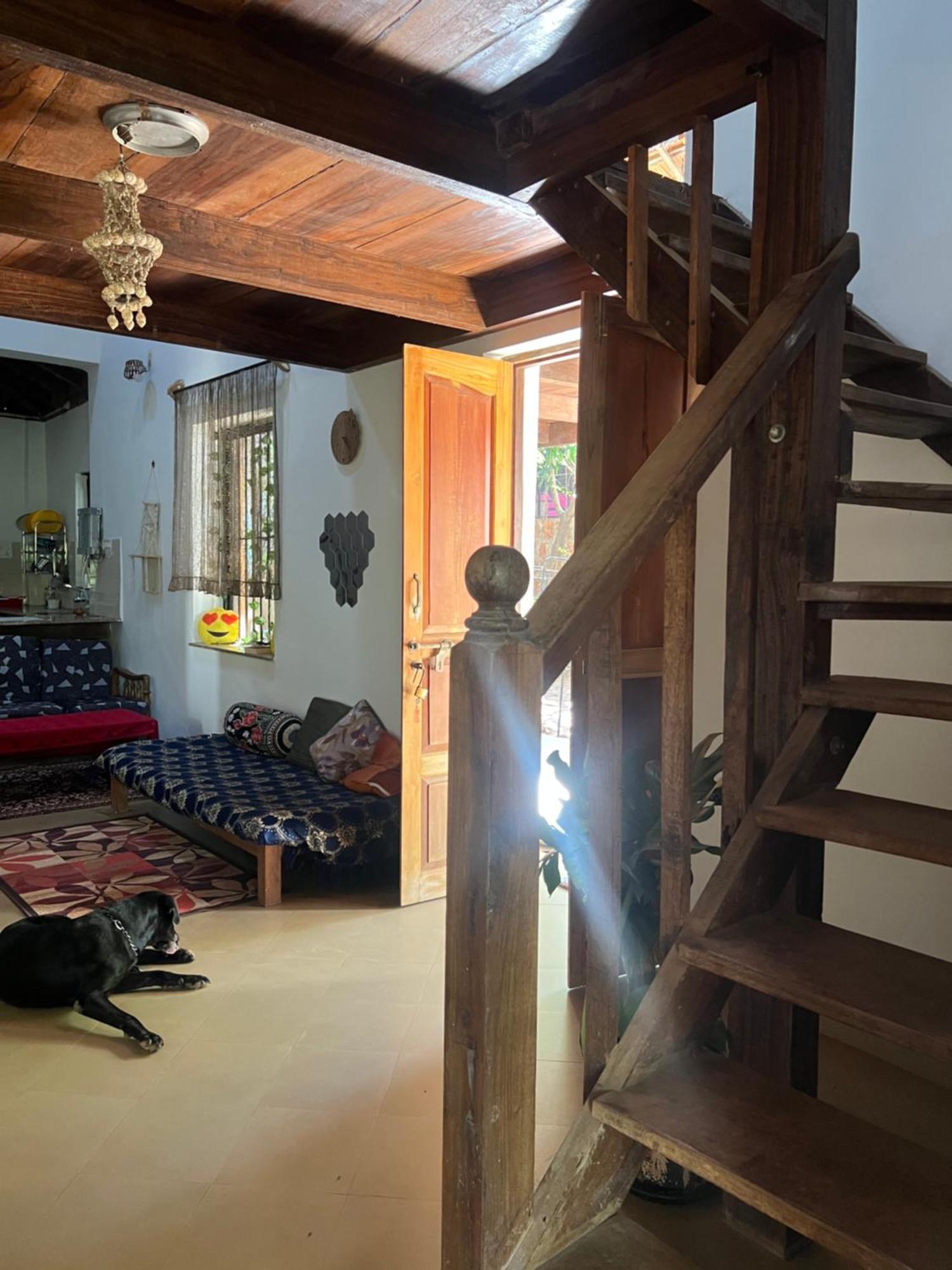 The Sunset Chalet Анжуна Экстерьер фото